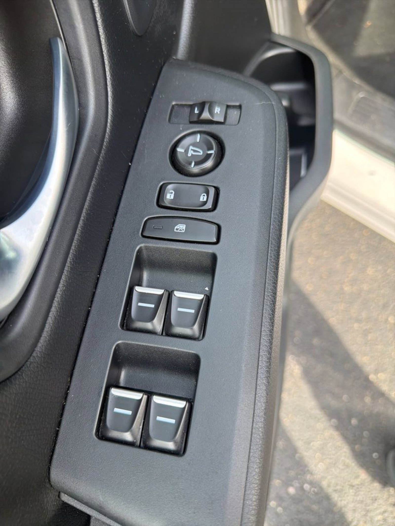 Certified 2025 Honda Pilot EX-L image 11