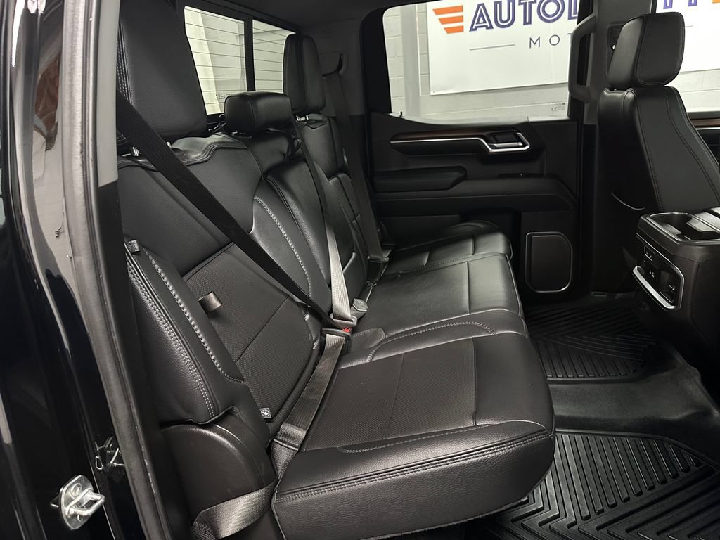 Used 2026 GMC Sierra 1500 Denali w/ Technology Package AWD/4WD image 19