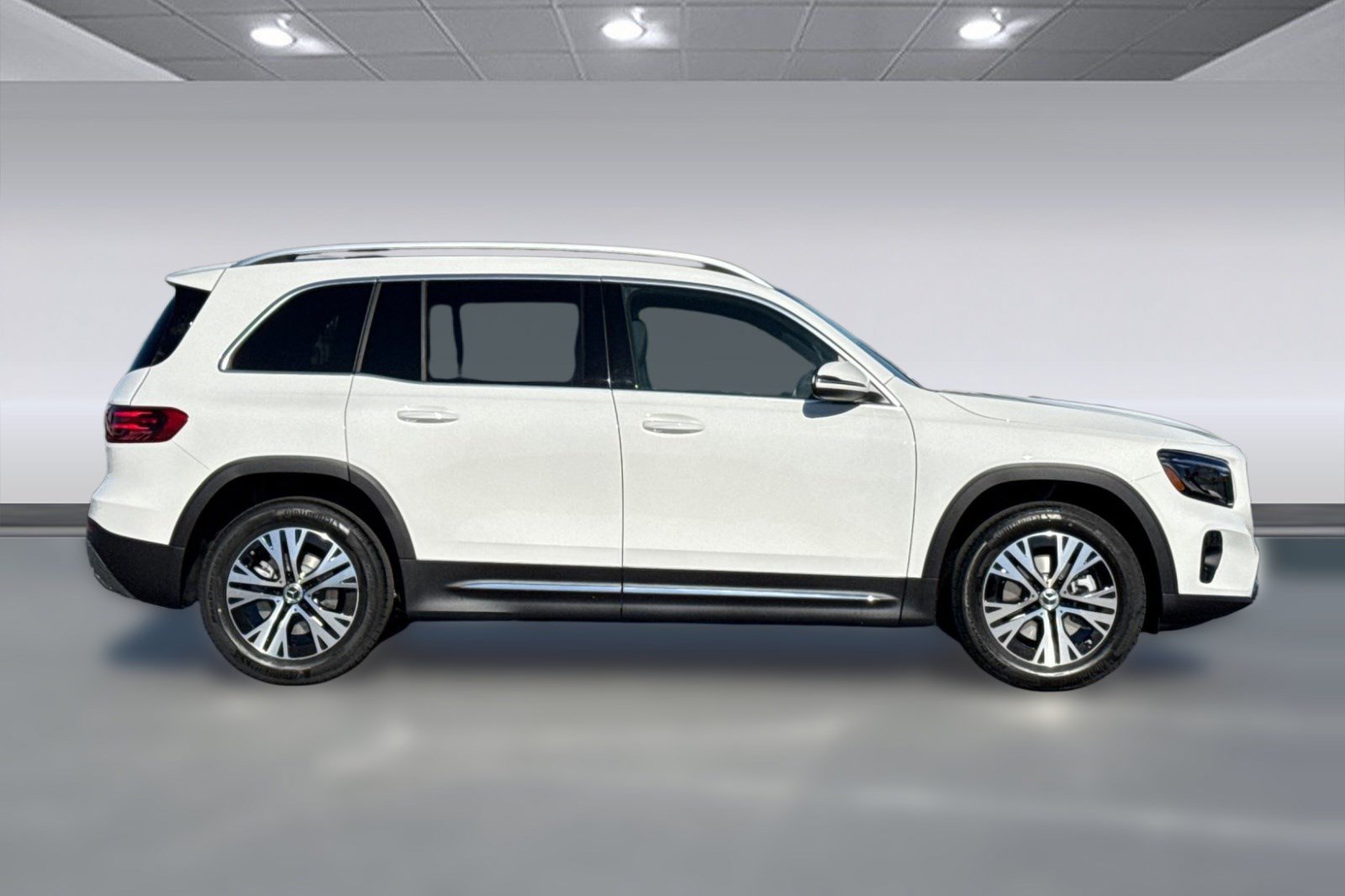 New 2026 Mercedes-Benz GLB 250 image 7