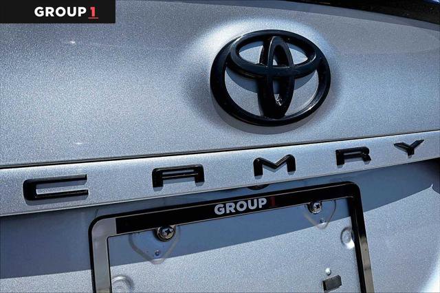 Certified 2019 Toyota Camry SE FWD image 32