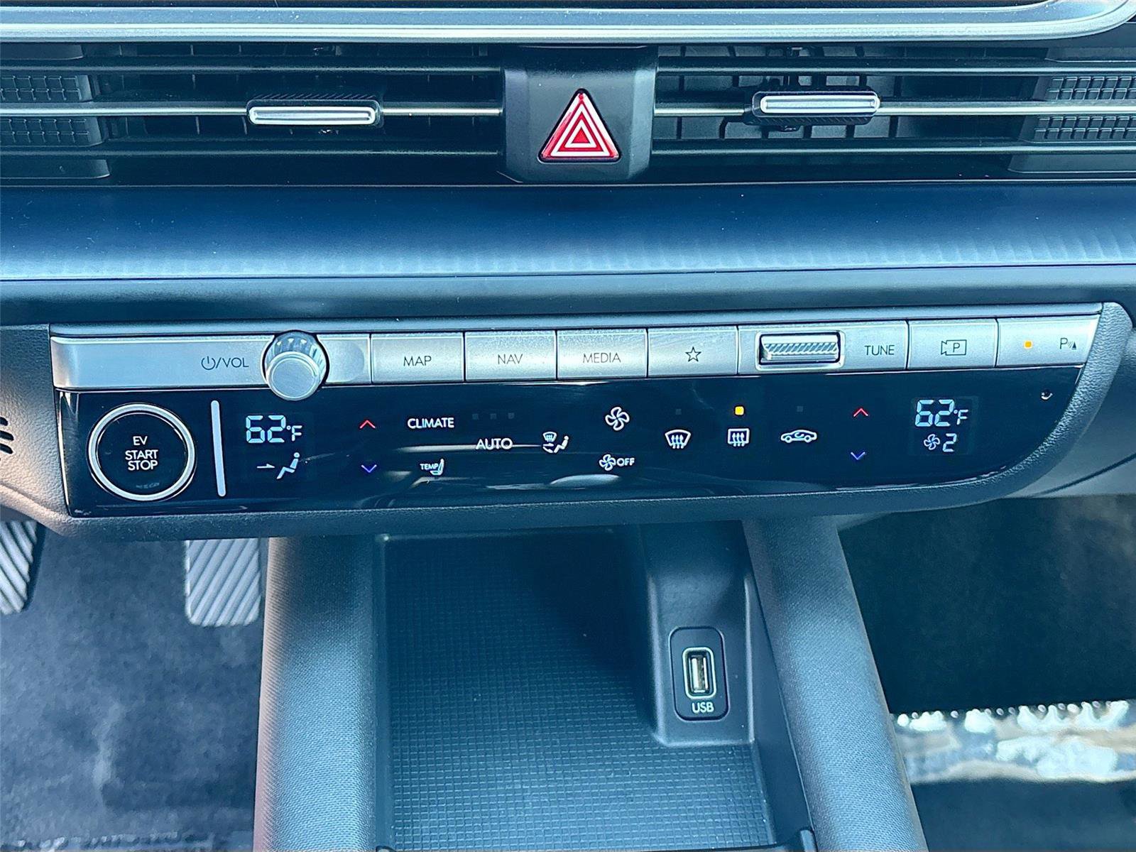 Used 2024 Hyundai Ioniq 6 SE image 16