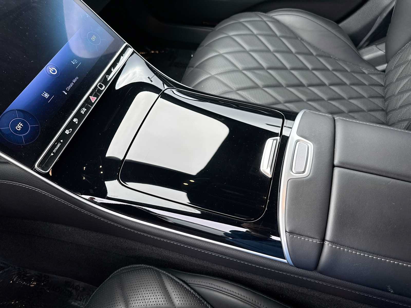 Used 2024 Mercedes-Benz S 580e 4MATIC Sedan image 22