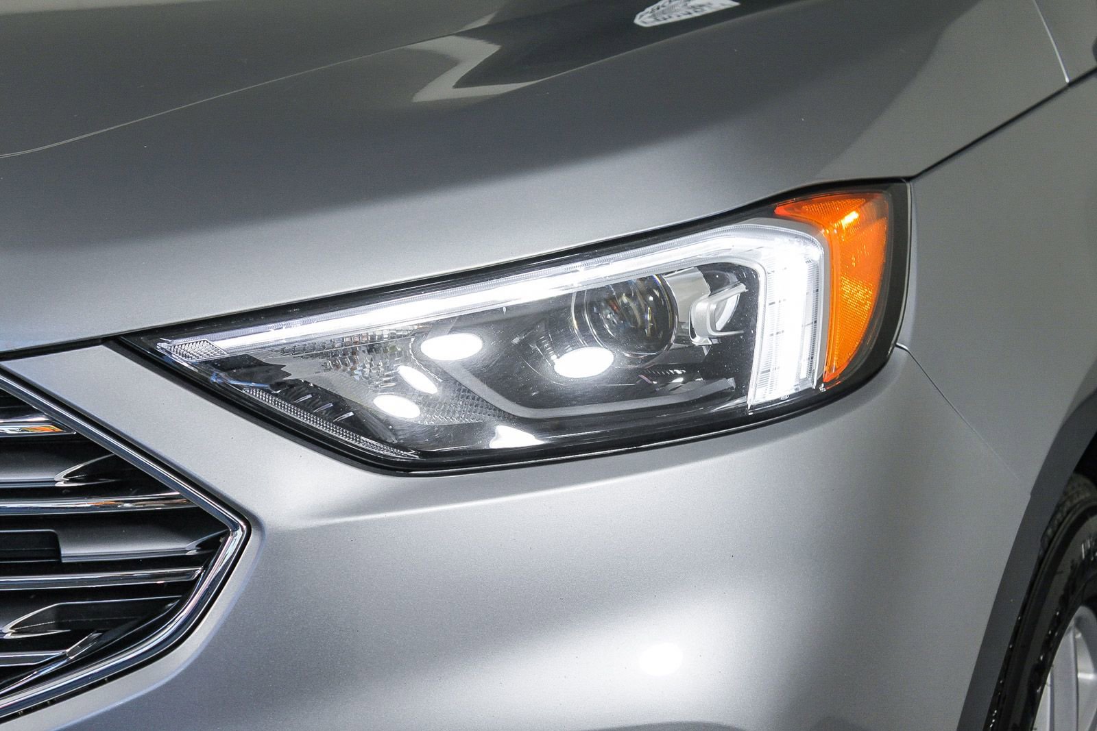 Used 2022 Ford Edge SEL image 4