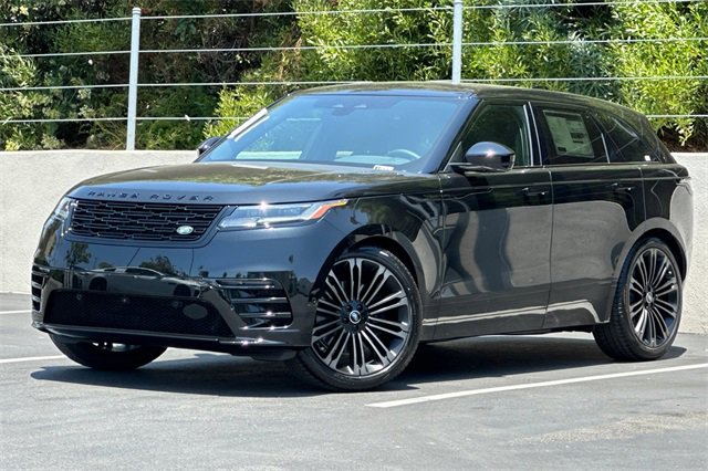 New 2026 Land Rover Range Rover Velar Dynamic SE image 1