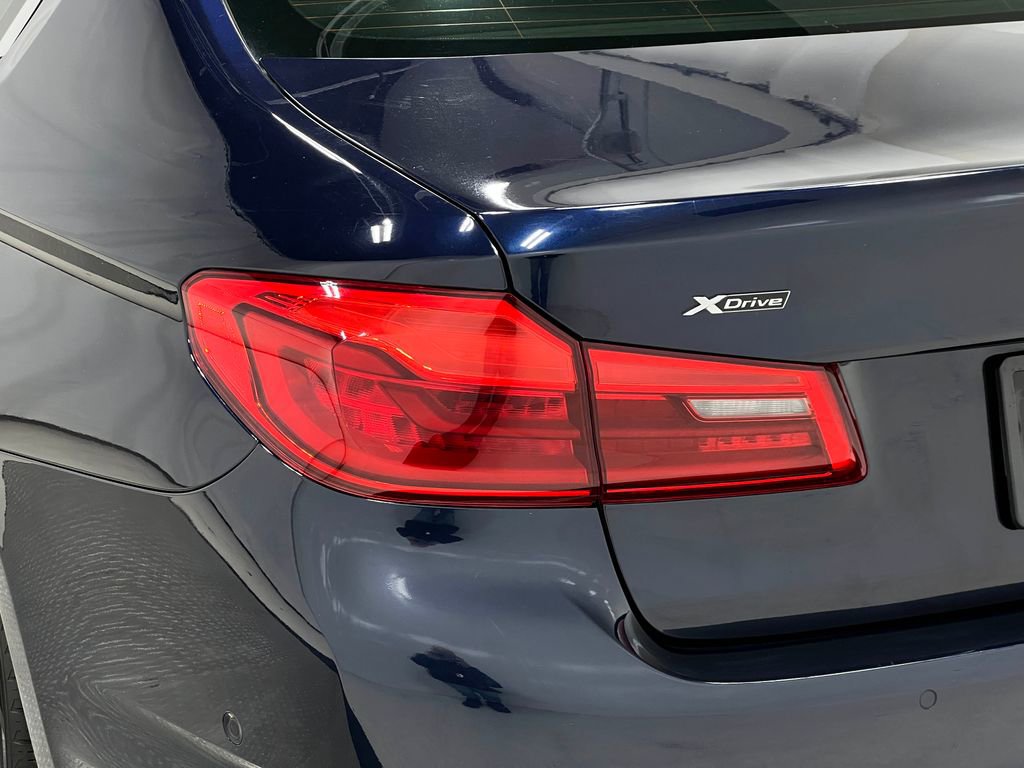 Used 2020 BMW 530e xDrive w/ Premium Package AWD/4WD image 37