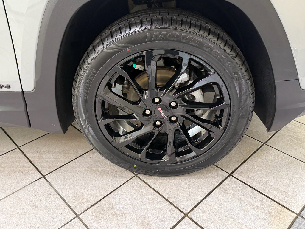 Certified 2023 GMC Terrain SLE w/ Driver Convenience Package AWD/4WD image 15
