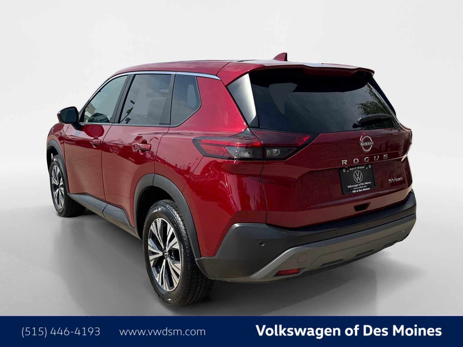 Used 2023 Nissan Rogue SV image 4