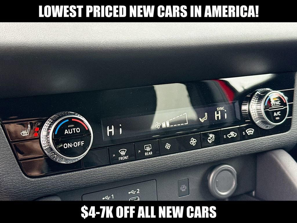 New 2025 Mitsubishi Outlander SE image 20