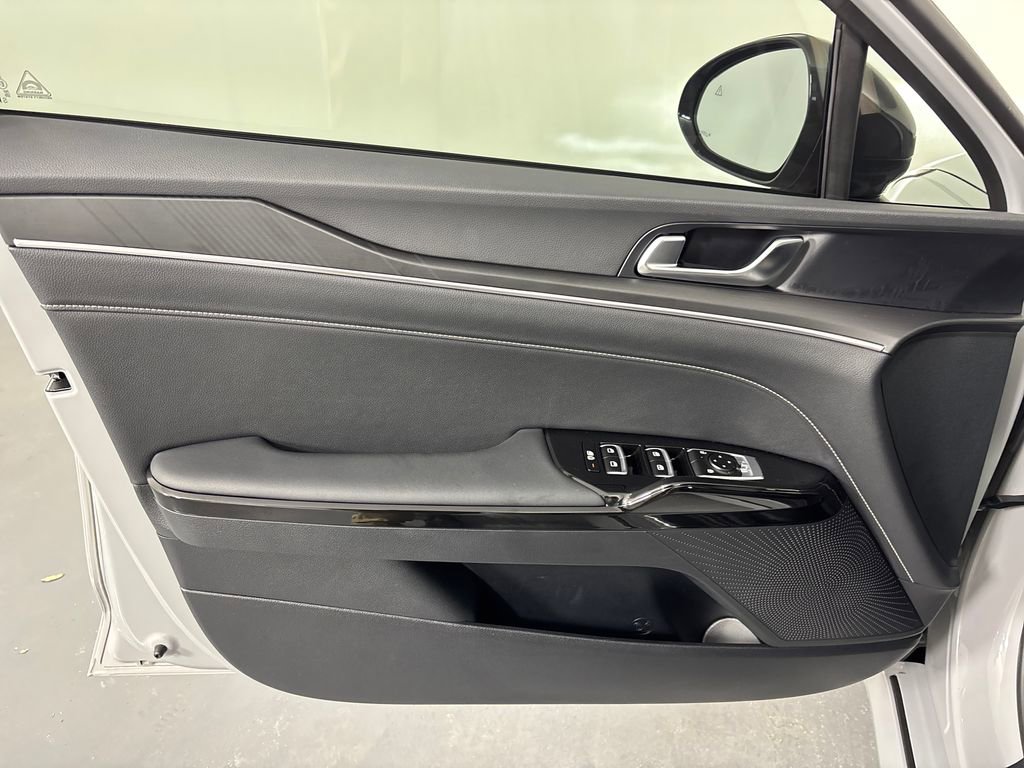 Certified 2026 Kia K5 GT-Line FWD image 11