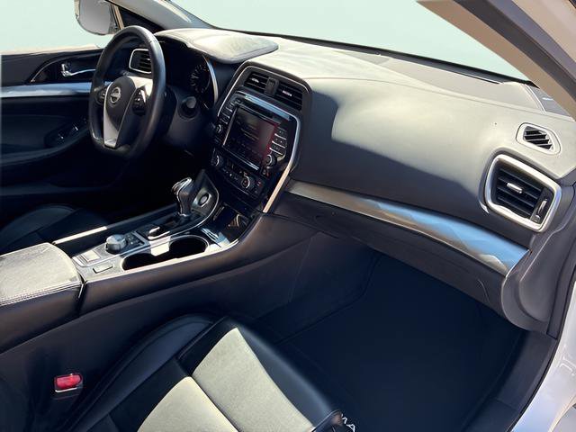 Used 2023 Nissan Maxima SV w/ Floor Mat Group image 12