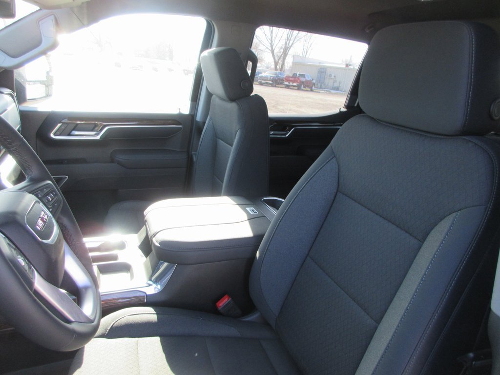 New 2026 GMC Sierra 1500 Elevation image 13