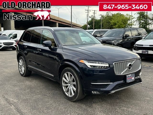 Used 2016 Volvo XC90 T6 Inscription w/ Vision Package AWD/4WD image 3