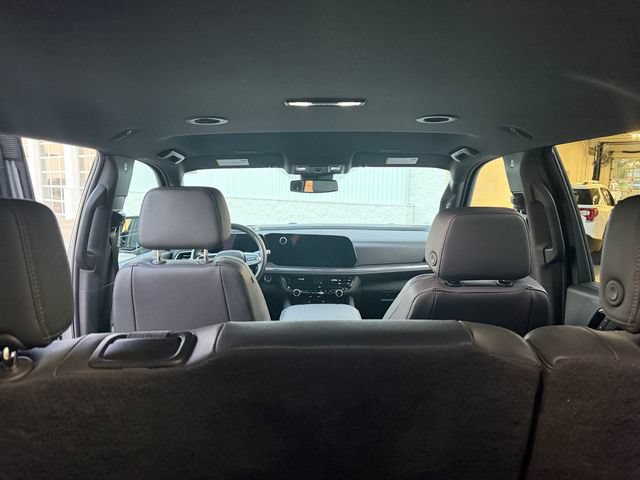 Used 2025 Chevrolet Tahoe Z71 AWD/4WD image 20