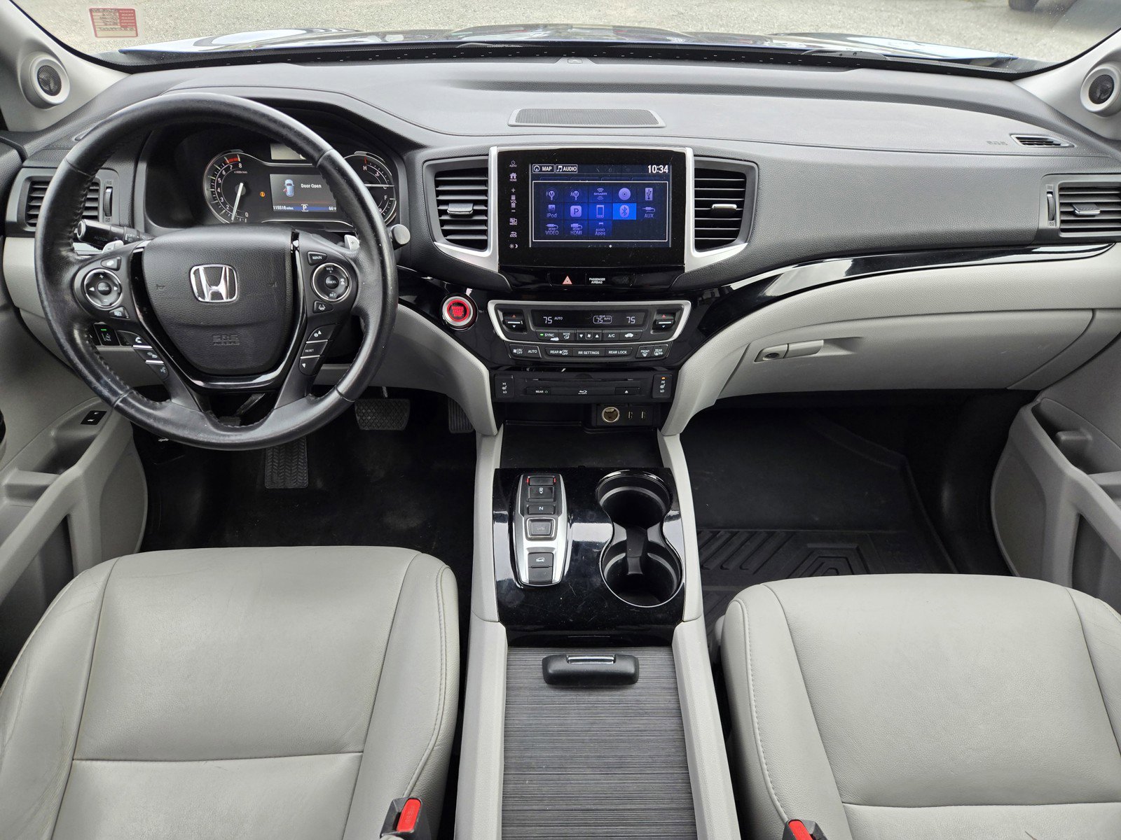 Used 2016 Honda Pilot Touring image 14