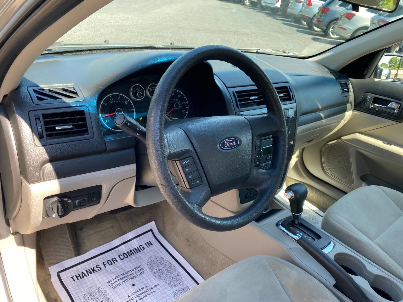 Used 2009 Ford Fusion SE FWD image 10