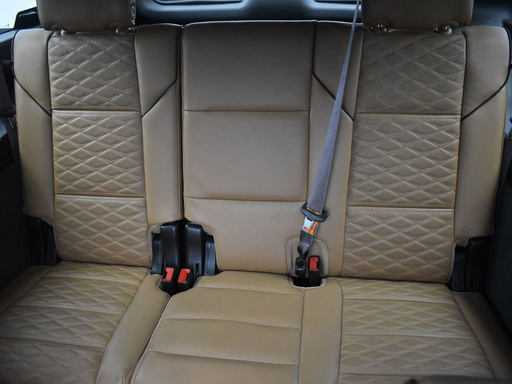 Used 2023 Cadillac Escalade ESV Premium Luxury image 30