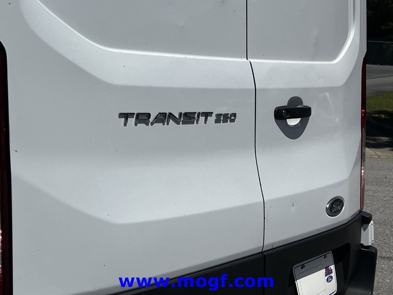 Used 2023 Ford Transit 250 148 High Roof Extended RWD image 30