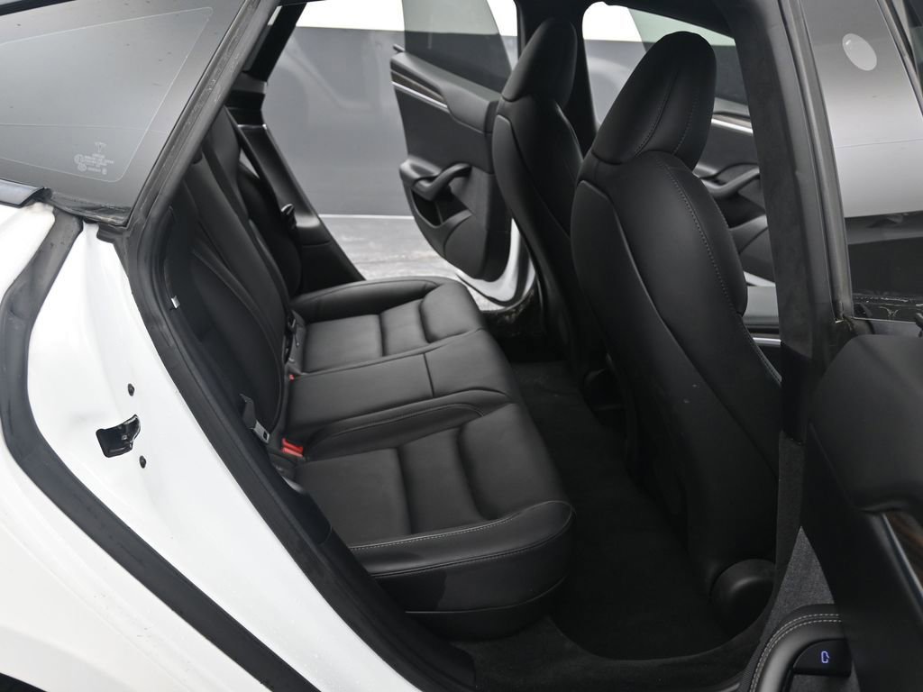 Used 2021 Tesla Model S Plaid image 44