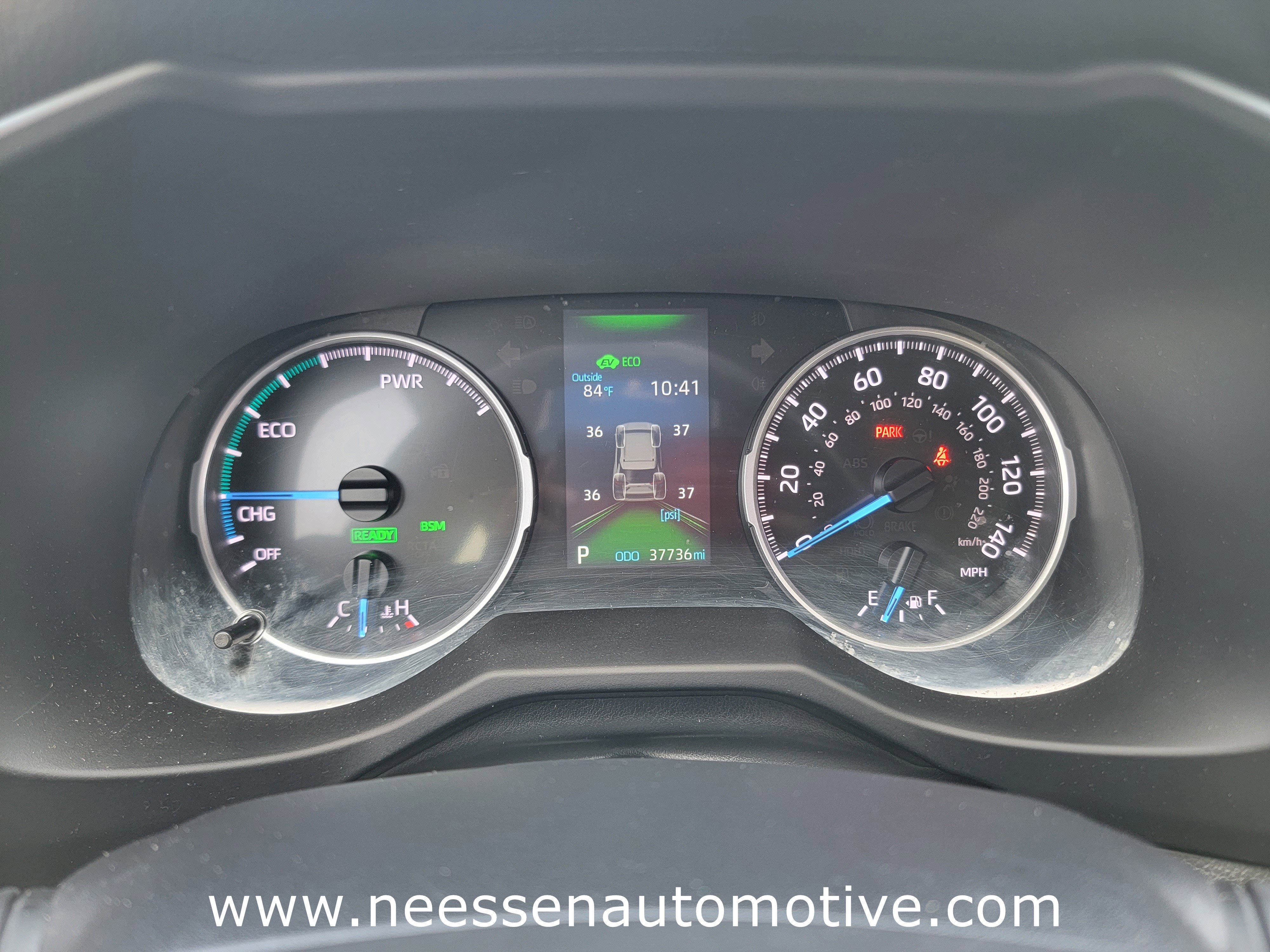 Used 2022 Toyota RAV4 XLE image 20