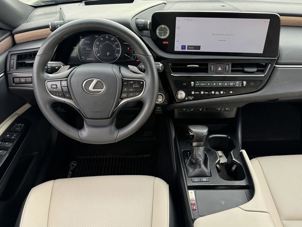 Used 2024 Lexus ES 300h w/ Premium Package FWD image 6