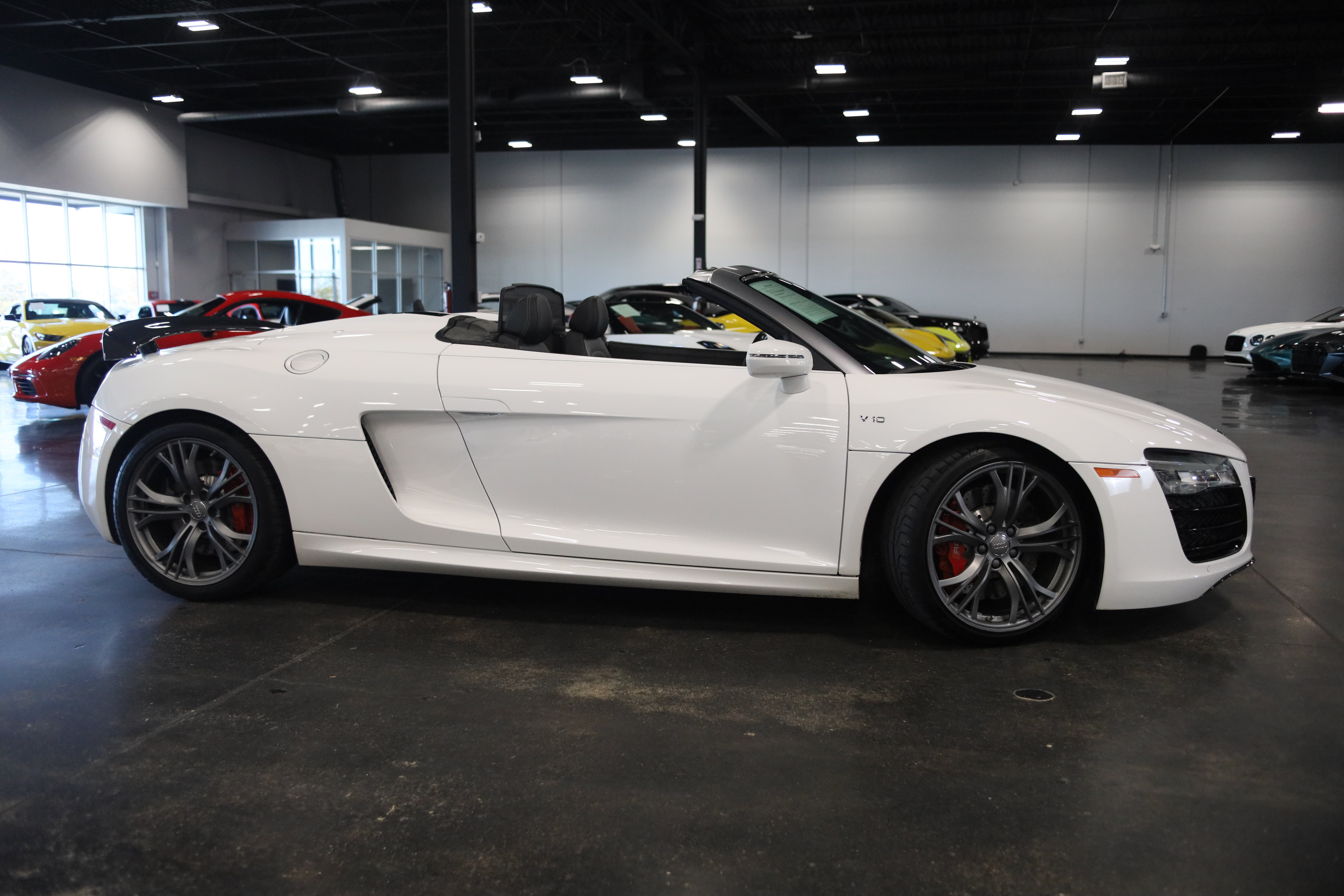 Used 2015 Audi R8 V10 AWD/4WD image 9