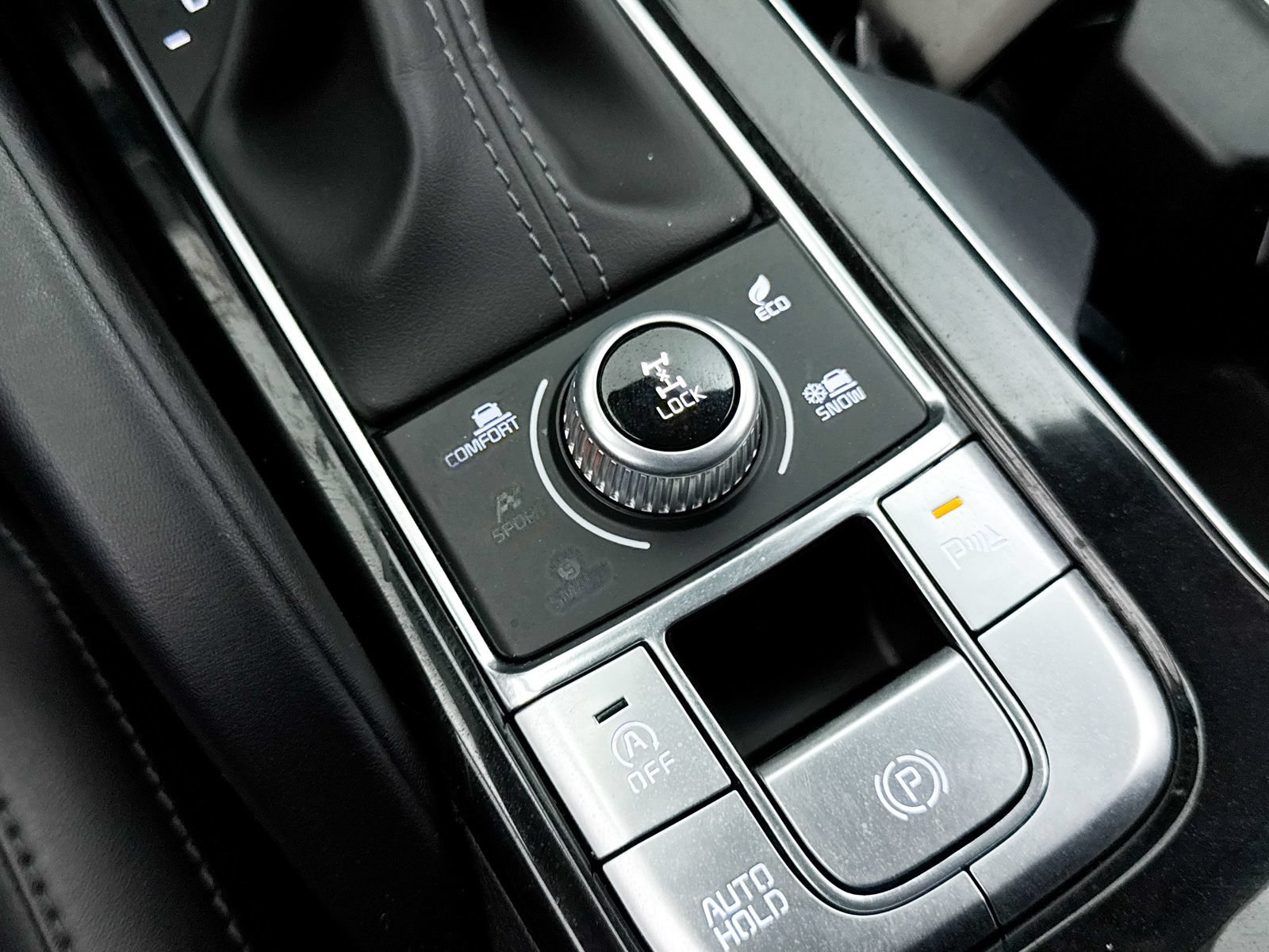 Used 2023 Kia Telluride S AWD/4WD image 8