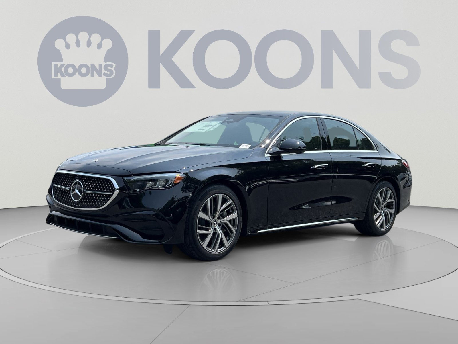 New 2026 Mercedes-Benz E 450 4MATIC Sedan image 5