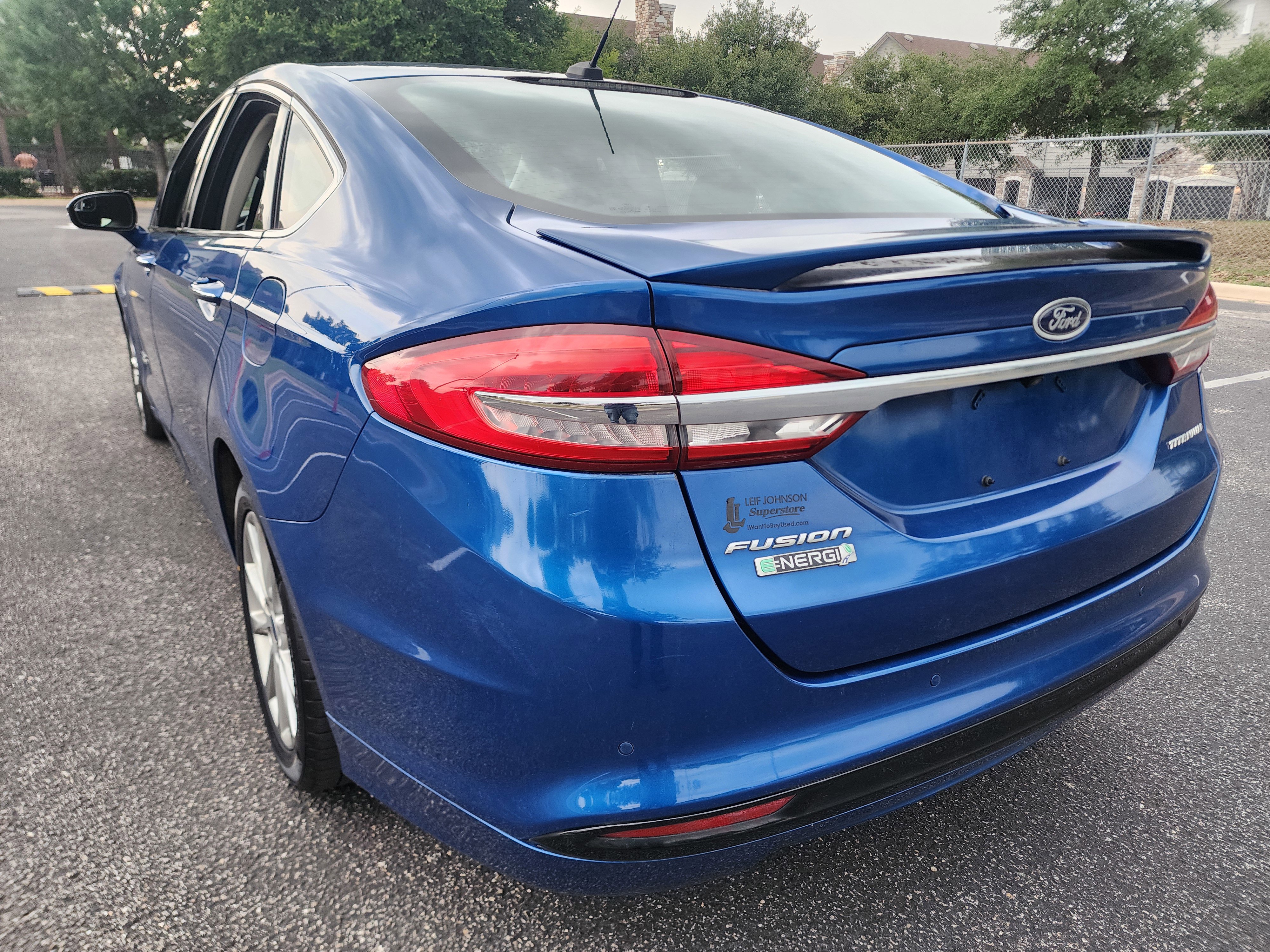 Used 2017 Ford Fusion Energi Titanium FWD image 5