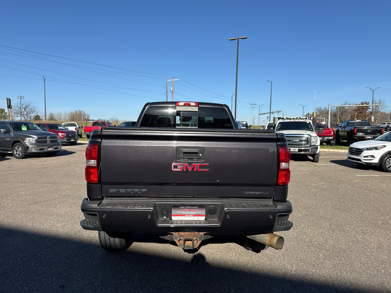 Used 2015 GMC Sierra 2500 Denali w/ Duramax Plus Package image 4