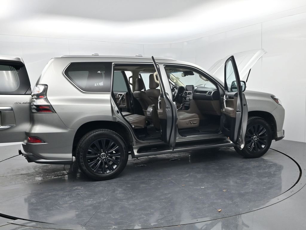 Used 2023 Lexus GX 460 Luxury w/ Sport Design Package image 64