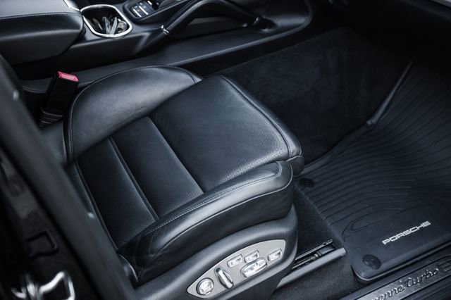Used 2013 Porsche Cayenne Turbo image 76