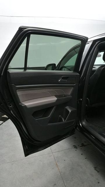 Used 2022 Volkswagen Atlas Cross Sport SE AWD/4WD image 12