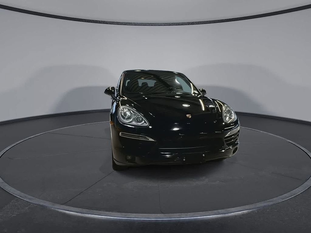 Used 2014 Porsche Cayenne AWD/4WD image 3