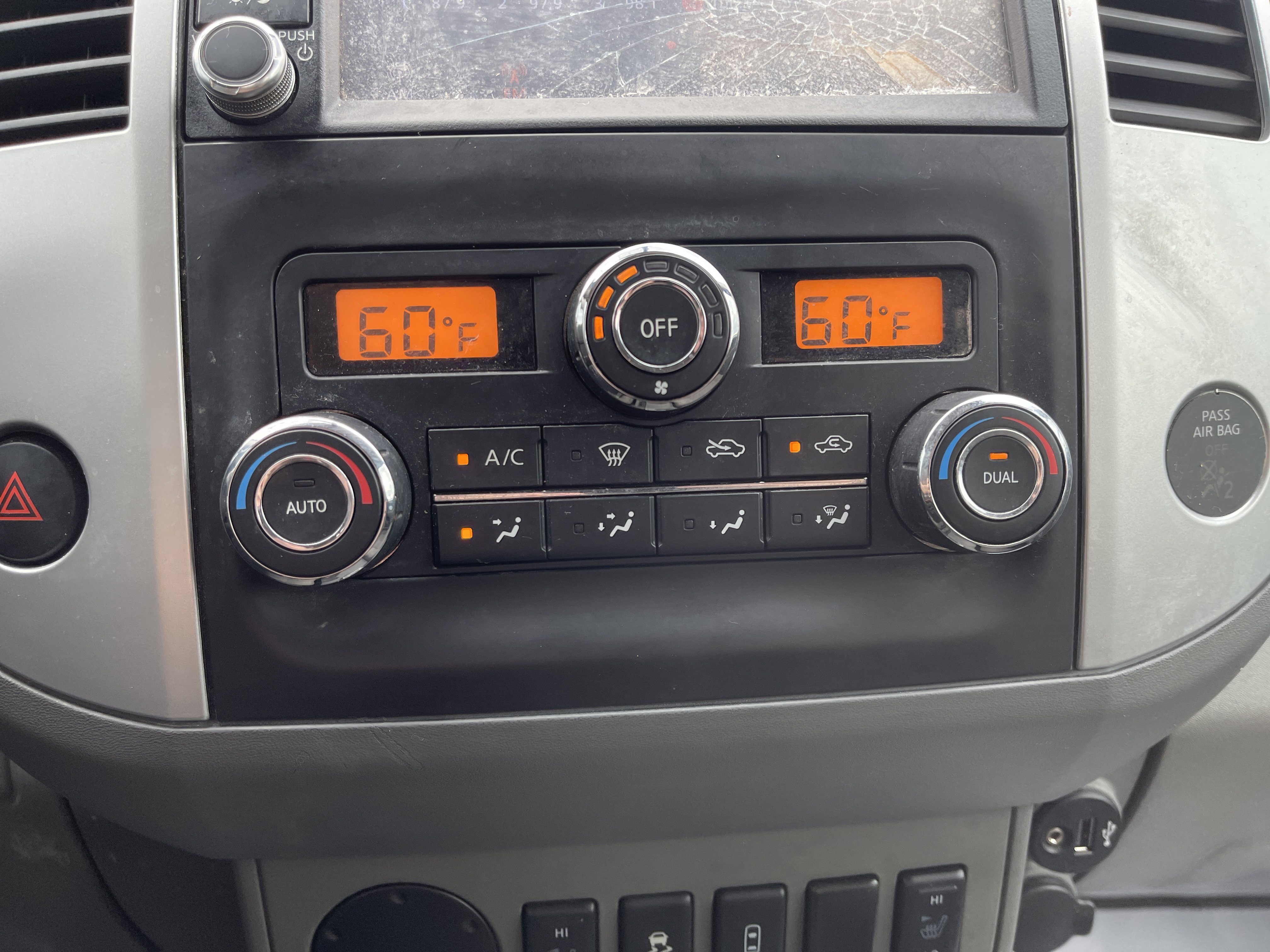 Used 2020 Nissan Frontier SV w/ Midnight Edition Floor Mats image 27