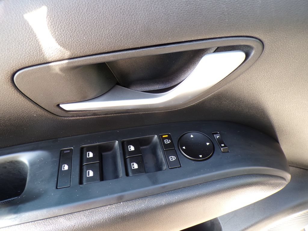 Certified 2025 Hyundai Tucson SEL AWD/4WD image 23