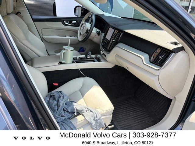 Used 2024 Volvo XC60 T8 Plus w/ Protection Package Premier AWD/4WD image 11