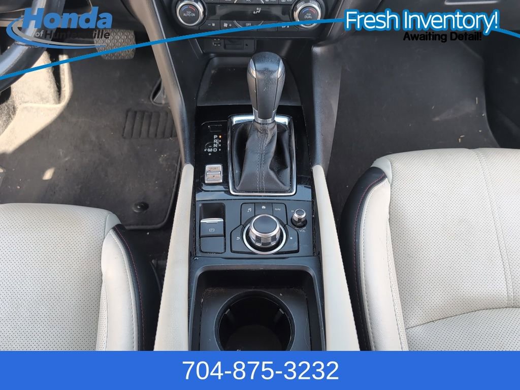 Used 2018 MAZDA MAZDA3 Grand Touring image 18