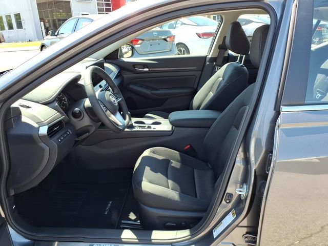 Certified 2025 Nissan Altima 2.5 SV w/ SV Premium Package image 4