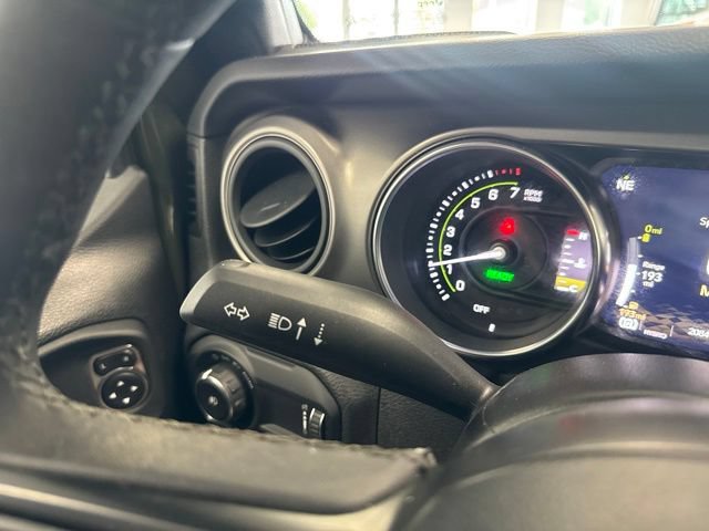 Used 2023 Jeep Wrangler Unlimited w/ Cold Weather Group AWD/4WD image 35