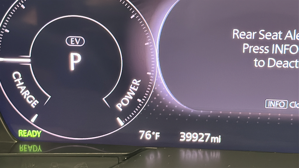 Used 2024 MAZDA CX-90 Plug-In Hybrid w/ Premium Pkg AWD/4WD image 17