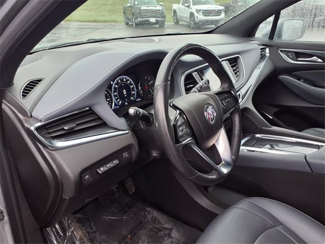 Used 2024 Buick Enclave Premium image 44
