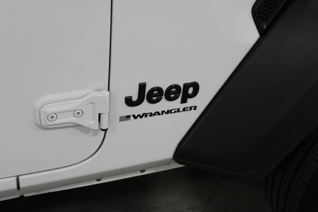 Used 2024 Jeep Wrangler Sport S image 12