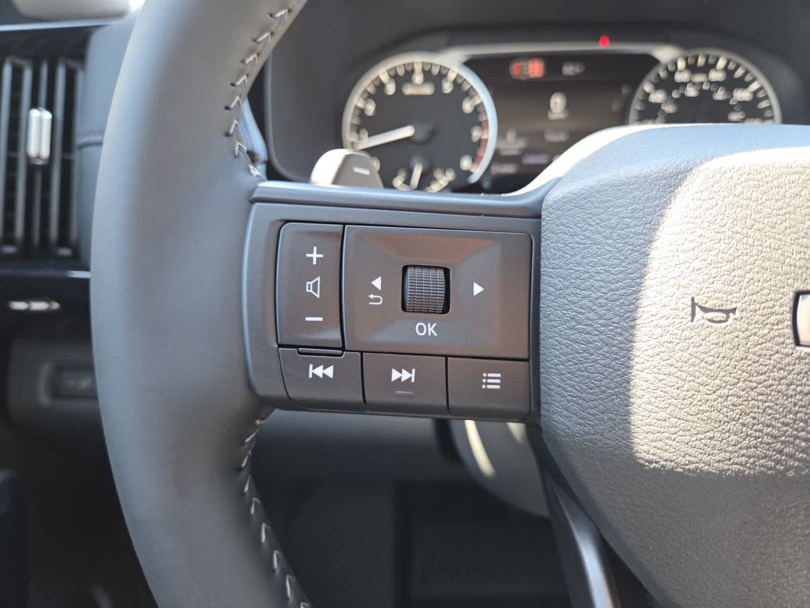 New 2026 Nissan Pathfinder SV FWD image 9