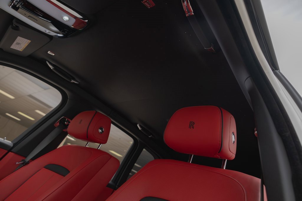 Used 2023 Rolls-Royce Cullinan image 40