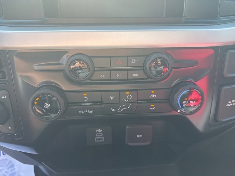 New 2025 Ford F350 XLT image 32