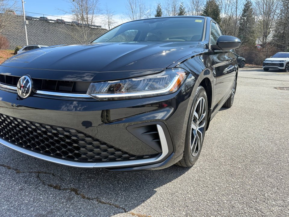 New 2026 Volkswagen Jetta SE image 26
