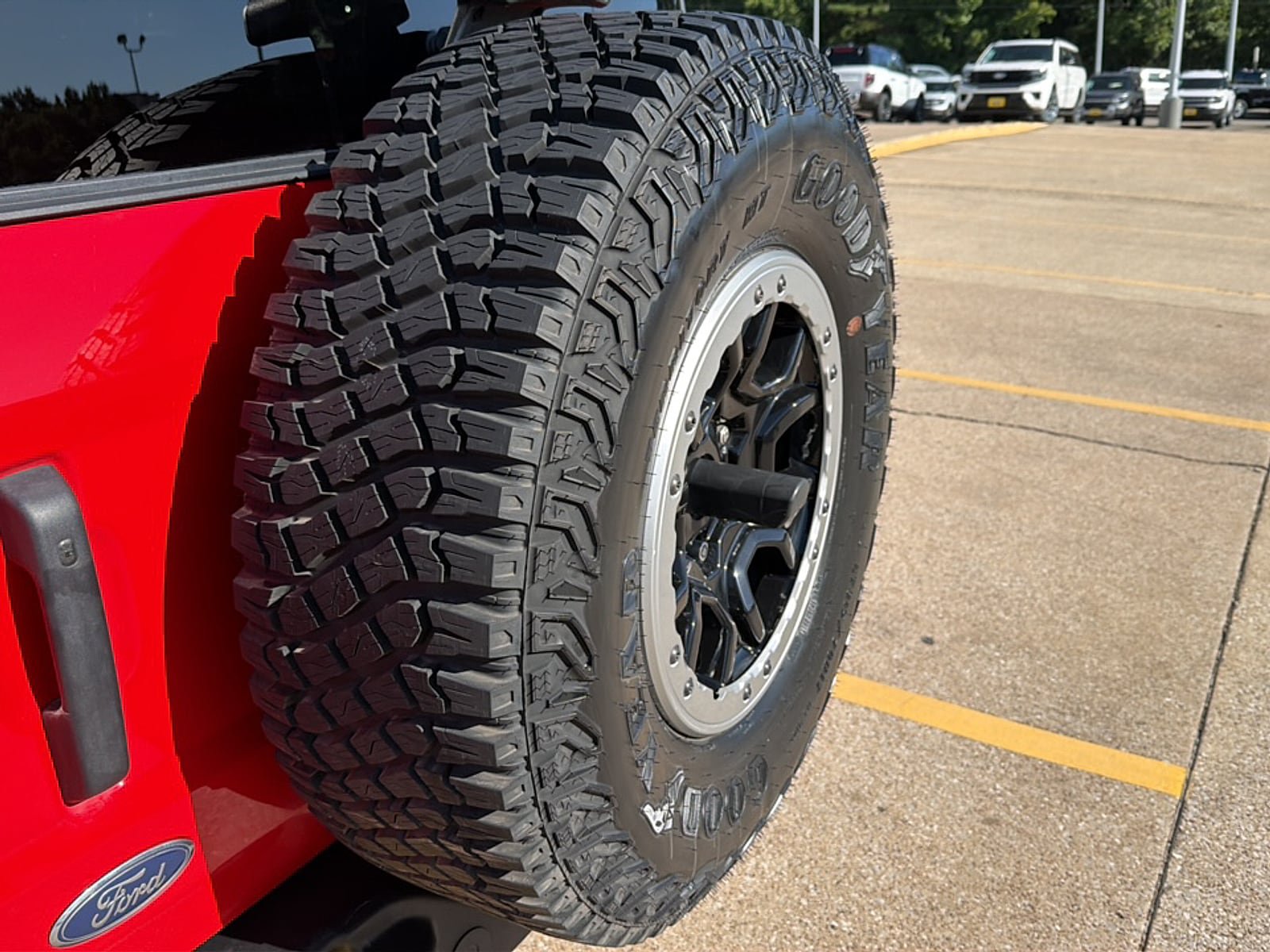 Used 2022 Ford Bronco Big Bend w/ Sasquatch Package AWD/4WD image 10
