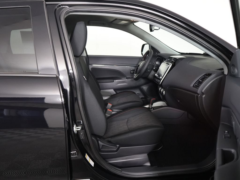 New 2027 Mitsubishi Outlander Sport LE AWD/4WD image 26