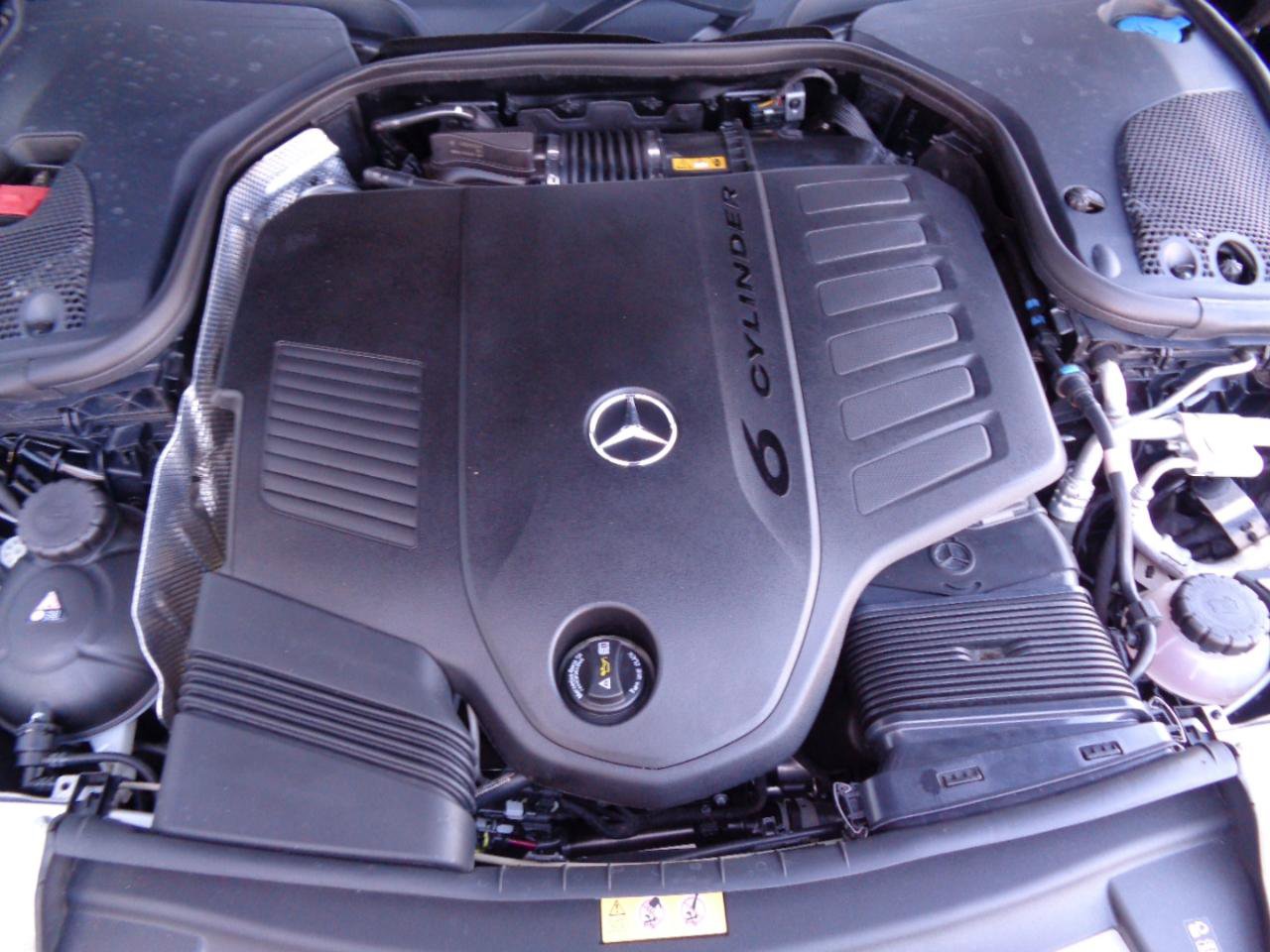 Used 2021 Mercedes-Benz E 450 E 450 4MATIC Sedan w/ Premium Package image 19