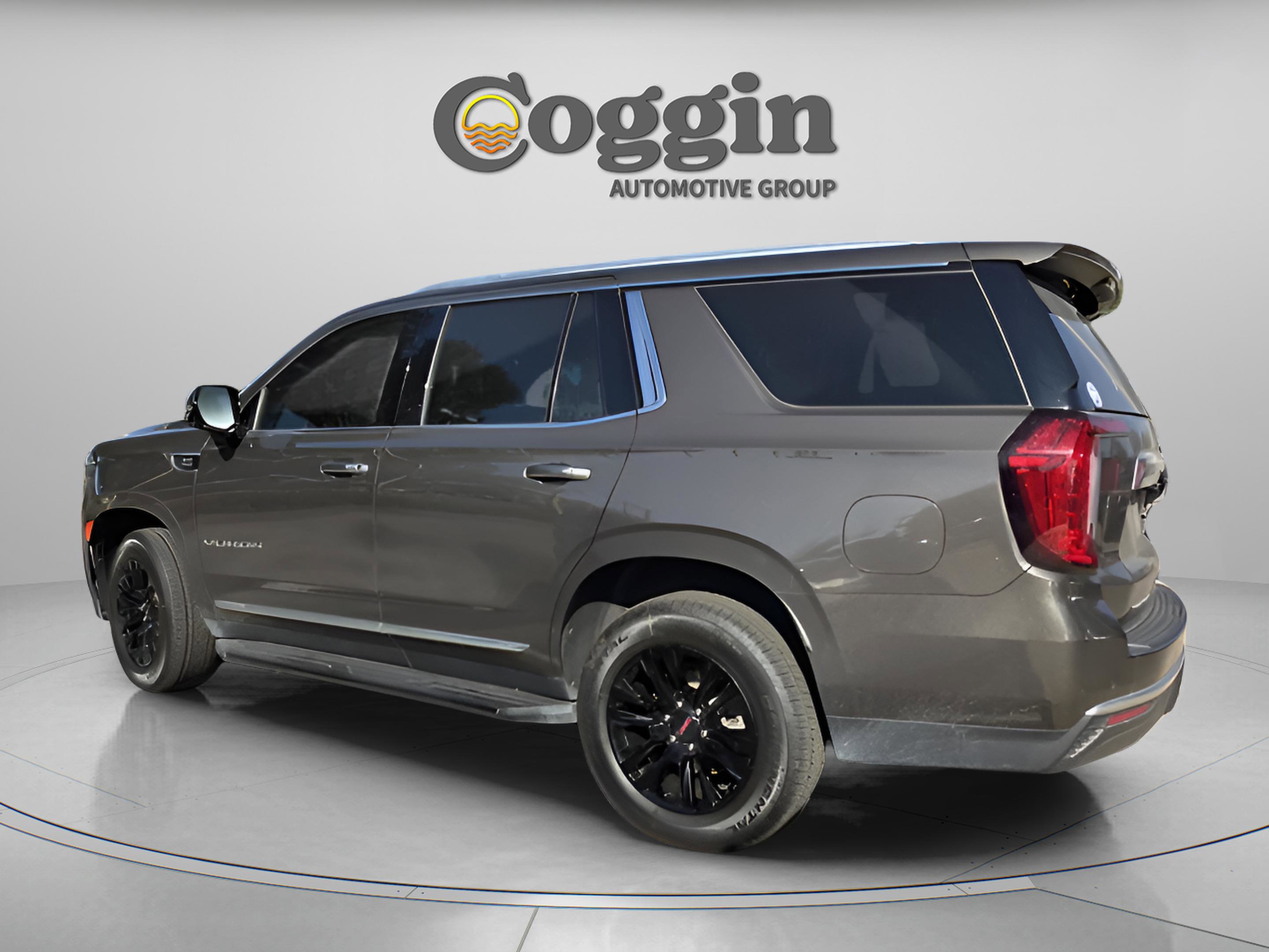 Used 2021 GMC Yukon SLT w/ SLT Premium Package image 11